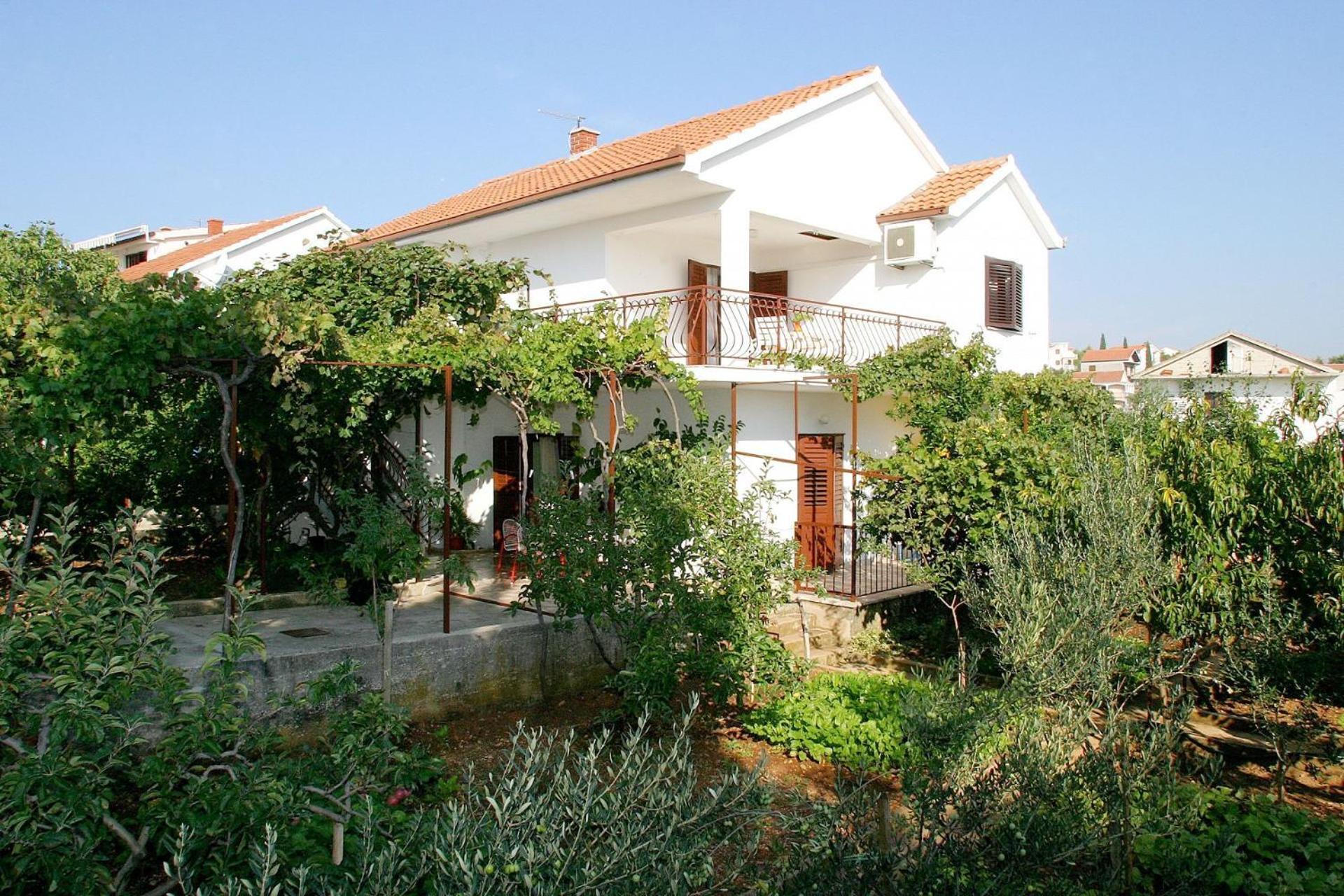 Apartments Mirja - 100M From The Beach & Parking Trogir Dış mekan fotoğraf