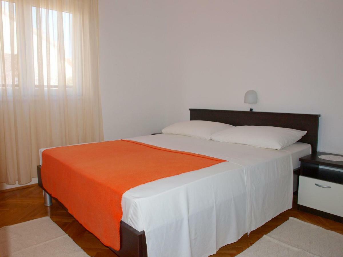 Apartments Mirja - 100M From The Beach & Parking Trogir Dış mekan fotoğraf