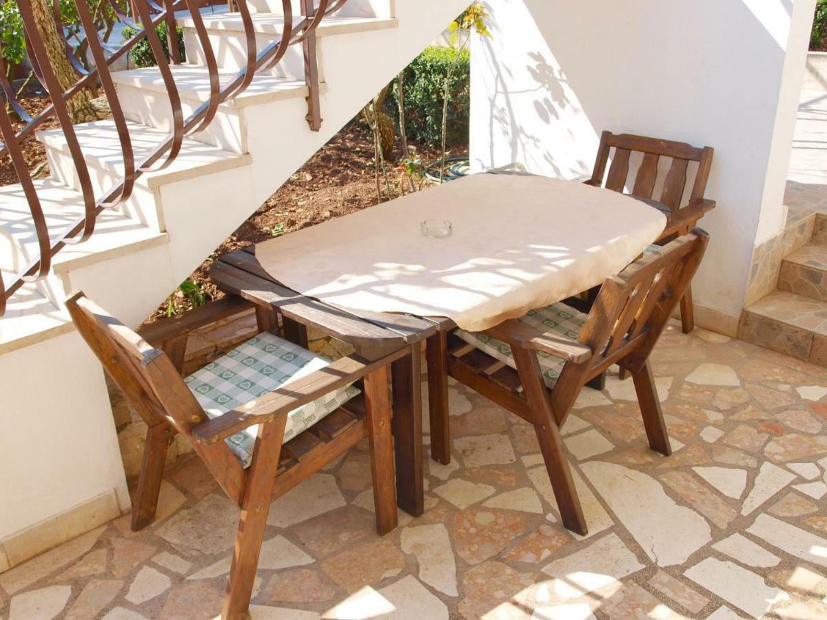 Apartments Mirja - 100M From The Beach & Parking Trogir Dış mekan fotoğraf