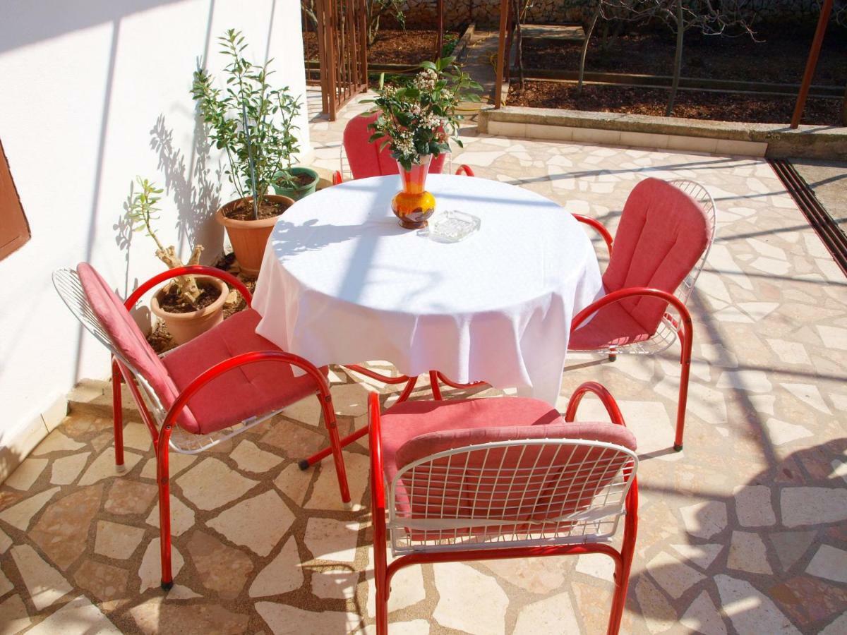 Apartments Mirja - 100M From The Beach & Parking Trogir Dış mekan fotoğraf
